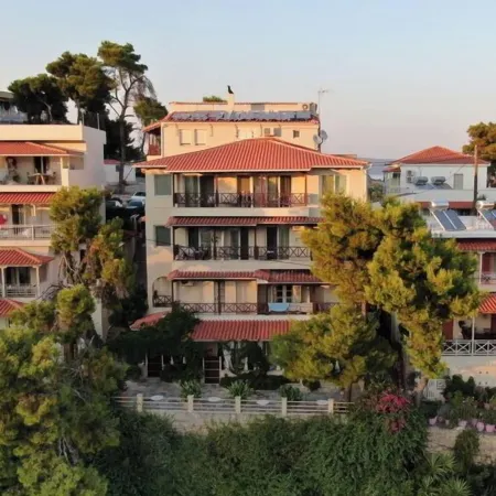 Liadromia Hotel
