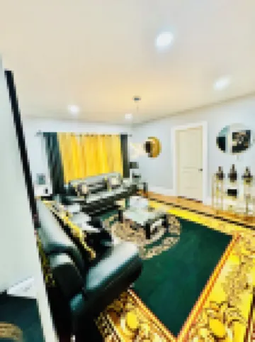 Newly Beautiful  renovated first floor apartment getaway