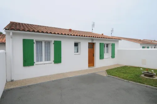 house iris de70m² close to the beach all quiet area with bike Hotels in Rivedoux-Plage