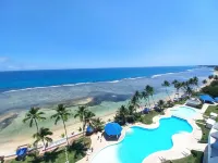 Beautiful 2-bedroom condo in fabulous Guayacanes with WiFi, AC Hotels in 