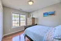 Beautiful Home 2 mins from MCAS Cherry Point and only 15 miles from the beach! Hotels in Havelock