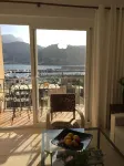 Sea front apartment with spectacular views over the harbor (AC, WIFI and SAT TV)