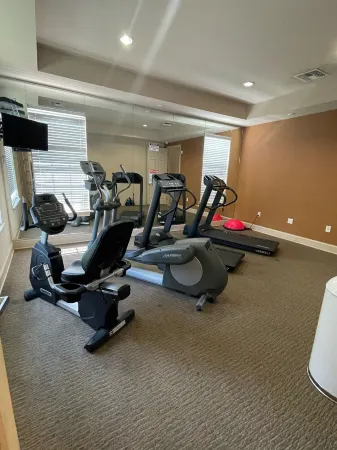 Great location!Near amusement parks, restaurants, Golf, Shopping