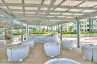 Playa Turquesa 1 Bdr Penthouse + Loft-Ocean View - Sleeps 4 Direct Beach Access