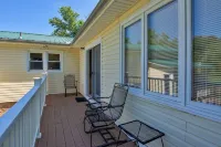 Charming Lakeview Retreat