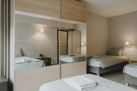 City rock: bright new 2bed/2bath downtown apartment Отели в г. Ла Рош-ан-Арден