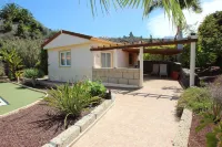 A detached vacation home with country house charm