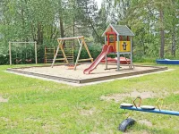 Fantastically situated vacation home for families & dogs, fenced, 200m to Lake Plau Hotele w: Funfseen