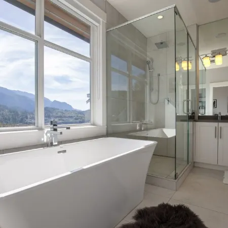 Mountain Serenity Meets Luxury Отели в г. Сквомиш