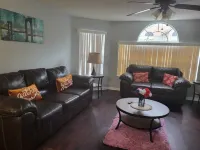 Comfortable first floor condo very close to Disney/ Theme parks