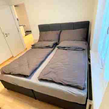 Cozy apartment in a prime location in Zurich district 4 Rooms