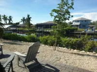 New waterfront Pine Island home awaits your fishing adventure! 파인 아일랜드 센터 호텔