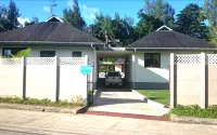 Les 3 Etoiles Holiday Villas Hotels near Snorkeling St.Pierre