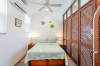 Sea Breeze - AppleSurf! Beachfront one bedroom in Apple Bay
