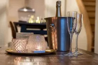 Holiday Home Relax With Sauna, Jacuzzi and Sunshower in Ypres