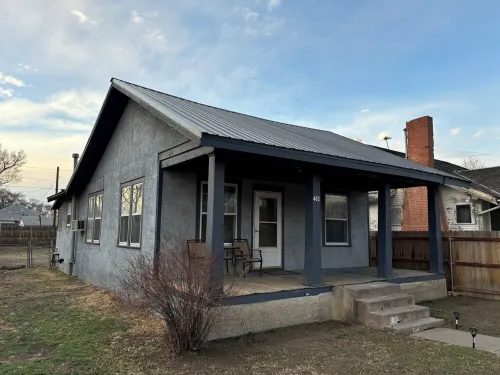 3-bedroom private house for your stay in lovely Rocky Ford, Colorado