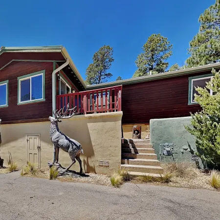 Double Elk Lodge by Ruidoso Vacation Rentals