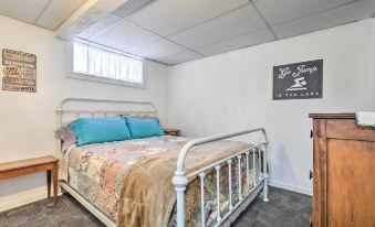 Lakefront Mercer Home Private Dock and Kayaks!