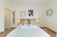 Livinn House - Self Check IN Hotels in L'Hospitalet de Llobregat