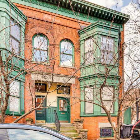 Near Prudential Center, Metlife: Extended-stay Hub
