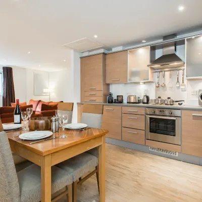 Premier Suites Newcastle Отели рядом с достопримечательностью «Стадион «Сент-Джеймс Парк»»