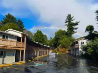 Ocean Suites Motel - parking