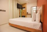 Mandarina's House Hotel - 2-Star