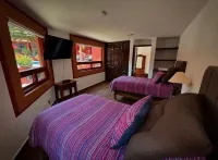 LA CASA ROJA
