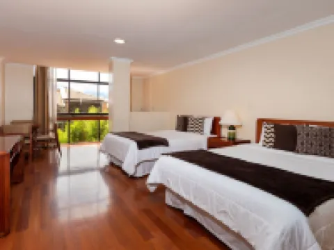 NASS Pinar del Lago Hoteles en Cuenca