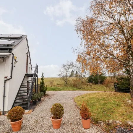 Tyn-y-Mynydd Bach