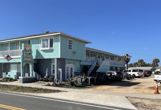 4. 비치 프런트 모..