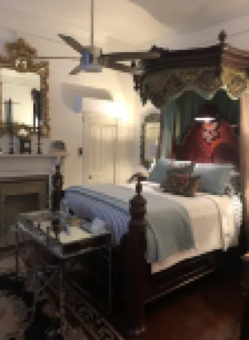 John Thomas Bed and Bath