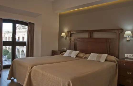 倫達岑特洛公寓