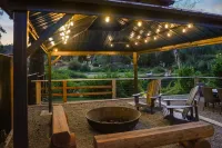 Cowichan Lake Cottages -Riverside Hotels in Lake Cowichan