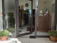 Will's Hotel Отели в г. Аржелье