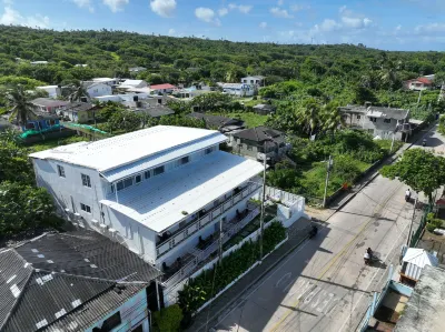 Apartamentos Chalet del Mar Hotel di 