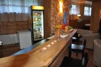 Gazauner Hof - Quầy bar
