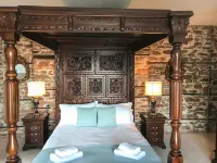 Baronet's Quarters Hotels in Lynton and Lynmouth