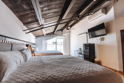 Loft Hotel Malecón Vallarta Hotell i Villa Las Flores