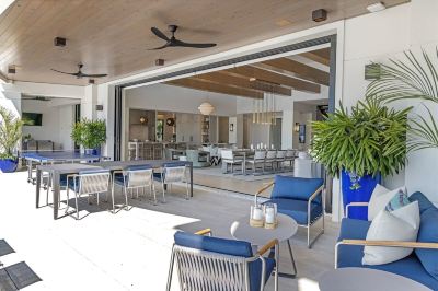 Public Areas Bella Luna Photo