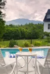 Sugar Hill Inn - Pools