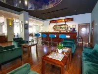 Hotel Filmar โรงแรมในทัวรูน
