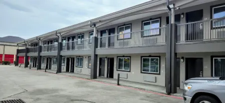 Scottish Inns and Suites East Sam Houston Pkwy