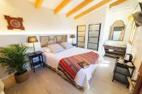 Flor de Mandarina Hoteles en La Puebla