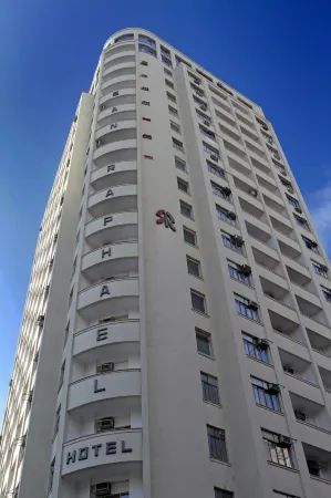 San Raphael Hotel Отели рядом с достопримечательностью «Vale do Anhangabaú»