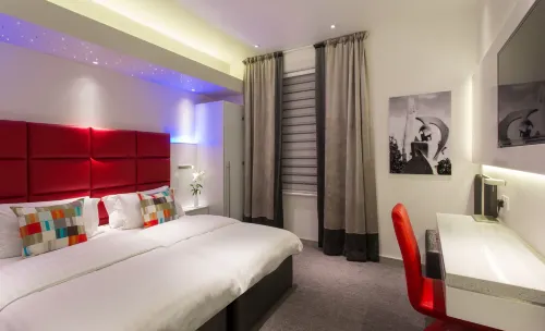 Henley House Hotel Featured Photos