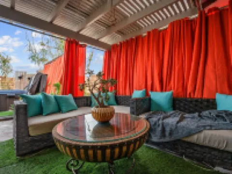 路易莎之家 約書亞樹 約書亞樹村酒店