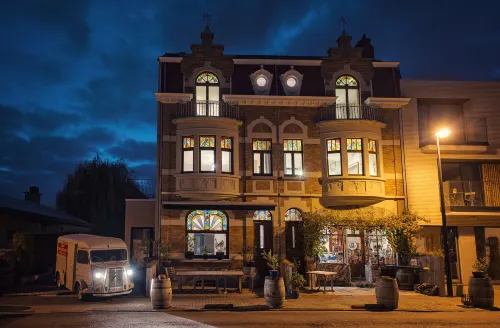 Atelier 24 Hotels in Tubize