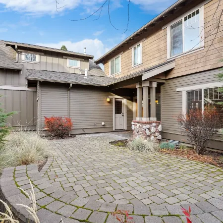 Craftsman-Style Awbrey Home Features Gas BBQ by Redawning