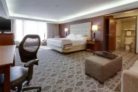 Drury Inn & Suites Overland Park Hotels in Overland Park